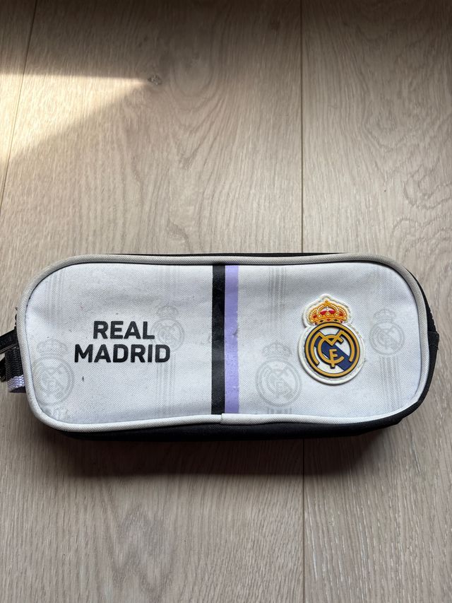 Estuche Real Madrid