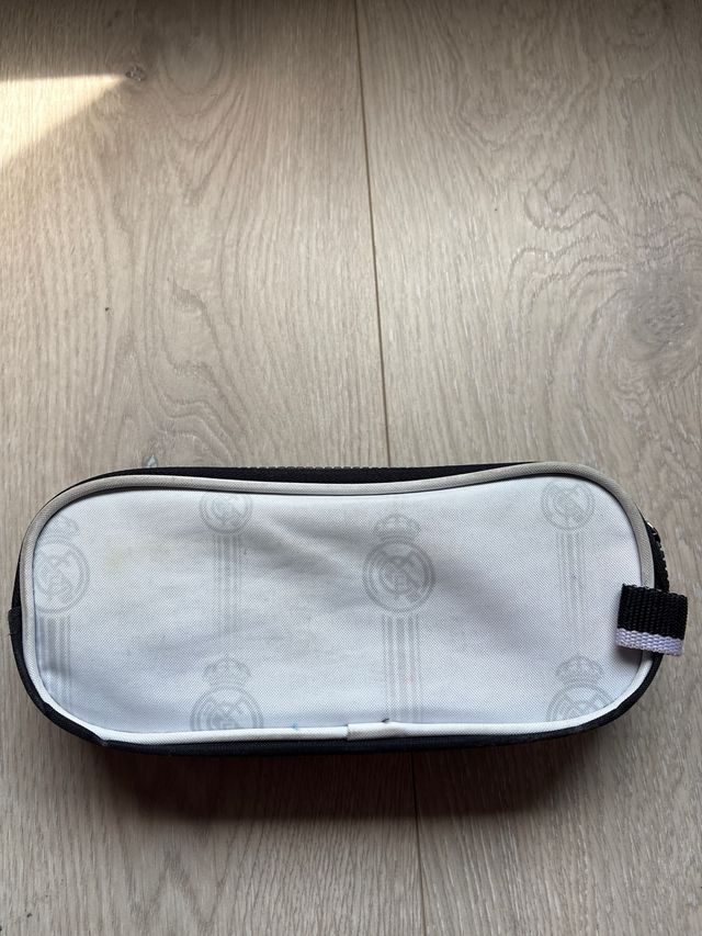 Estuche Real Madrid