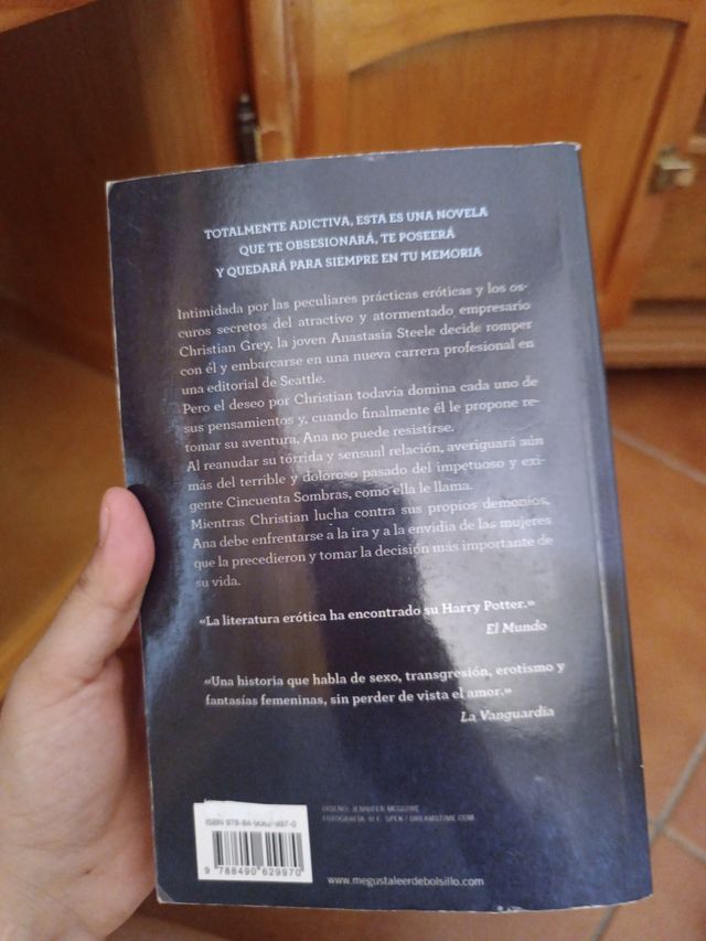 Cincuenta sombras más oscuras (Cincuenta sombra...