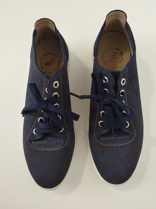 Zapatillas azul marino Vulladi de piel mujer