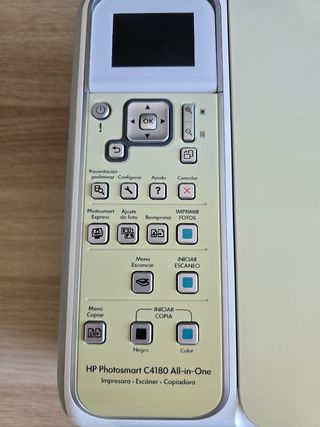 Impresora HP multifunción beige