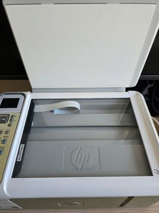 Impresora HP multifunción beige