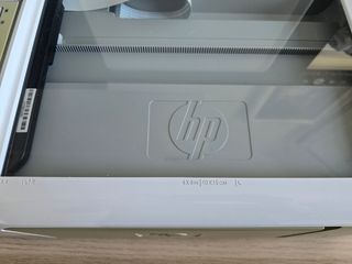 Impresora HP multifunción beige