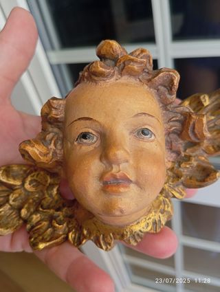 Antica scultura lignea Cherubino con ali
