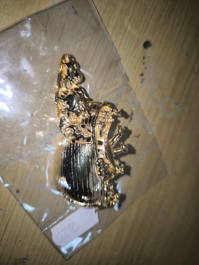 Broche Arca de Noé - Dorado