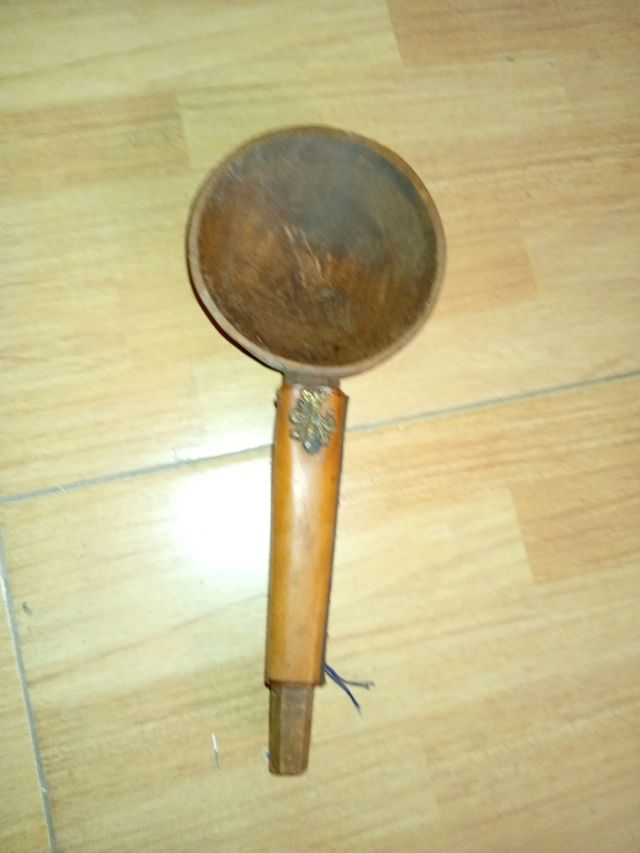 Cazo de madera medieval