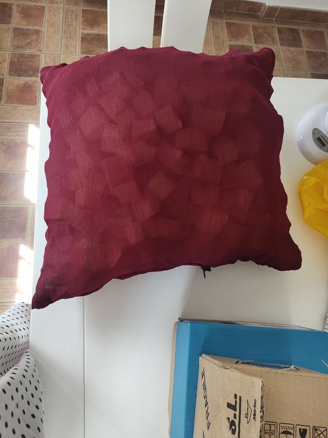 Funda cojín ganchillo blanco con puntilla nuevo