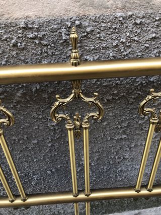 cabecero bronce y dorado