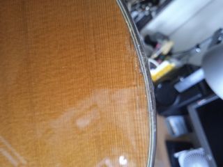 Guitarra acústica POL