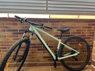 Bicicleta MTB aluminio 29”+Bomba+Sillín gel+Casco