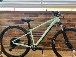 Bicicleta MTB aluminio 29”+Bomba+Sillín gel+Casco