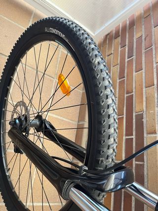 Bicicleta MTB aluminio 29”+Bomba+Sillín gel+Casco