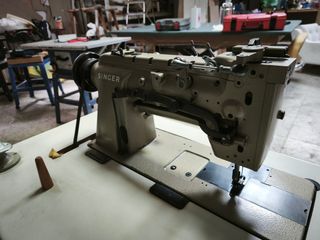 Máquina coser Singer 212 U143A