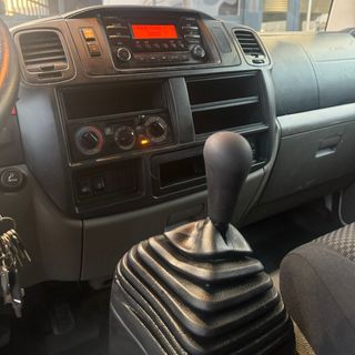 Nissan Cabstar 35.152 CAJA PAQUETERA  NACIONAL 2017