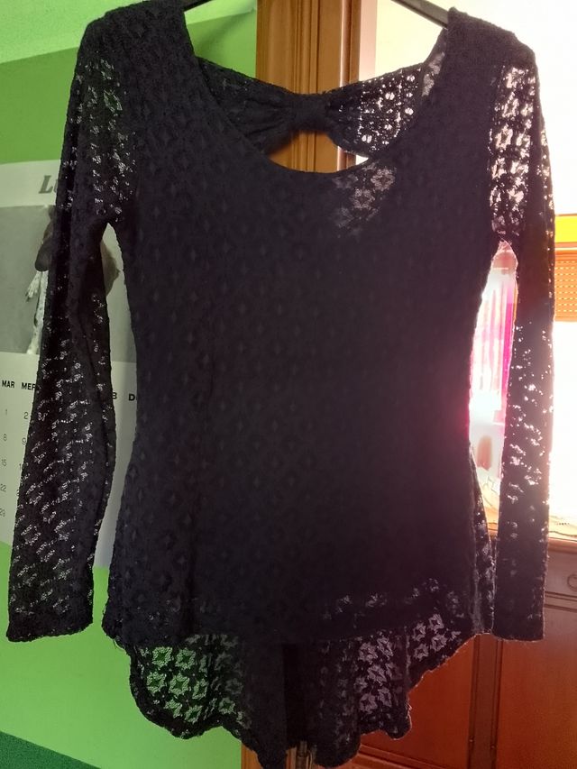 Due bluse in pizzo (2)