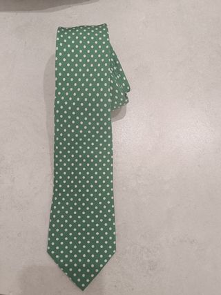 Corbata Zara - Verde con lunares blancos