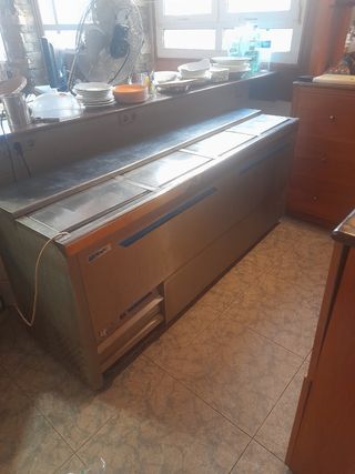 Botellero Inox 4 puertas - Gran capacidad  2. M. L