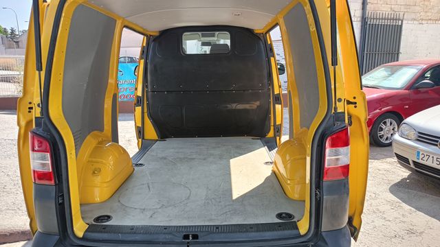 Volkswagen Transporter T5 2015