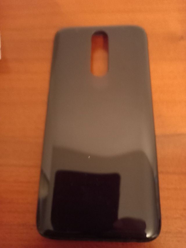 Funda movil Xiaomi Redmi 8 negra - Nueva