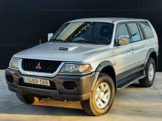Mitsubishi Montero 2004