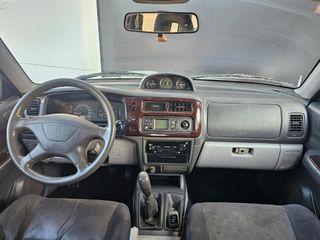 Mitsubishi Montero 2004