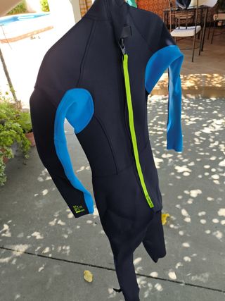 Traje neopreno niño Olaian 12 años nuevo.