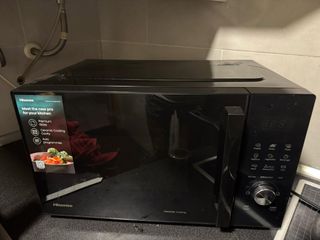 Microondas Hisense 800W con grill