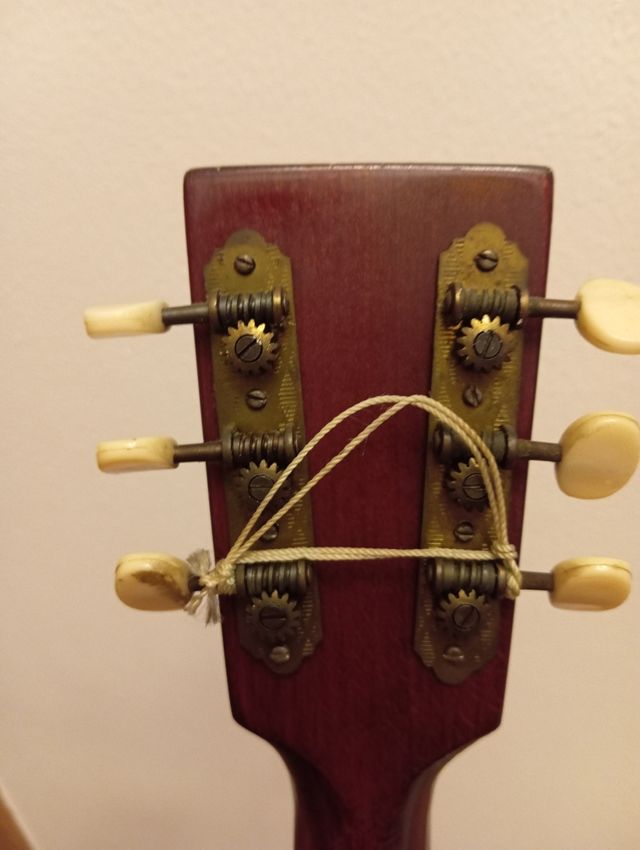 Balalaika/Domra rusa antigua