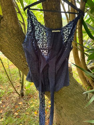 Blusa Kookai azul estampada