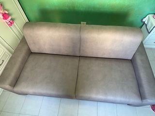 Divano letto marrone usato poco