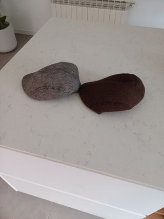 2 Boinas de lana - Gris y marrón