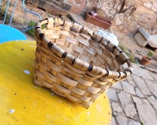 Cestino in vimini marrone