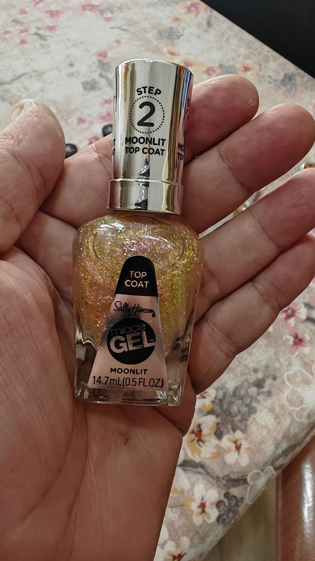gel de uñas Sally Hansen - Rojo y Dorado
