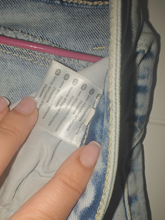 Shorts vaqueros rotos-calaveras