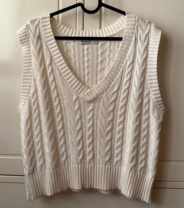 Chaleco Stradivarius blanco de punto