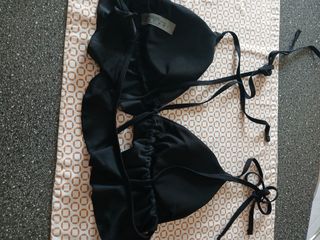 Bikini nero sopra - nuovo