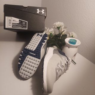 Zapatillas Under Armour Charged Breathe 2 Grises