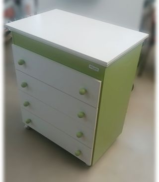 bañera cambiador mueble con ruedas