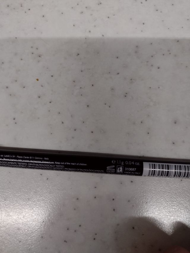 Labcare: Crema viso mani corpo & matita occhi nera