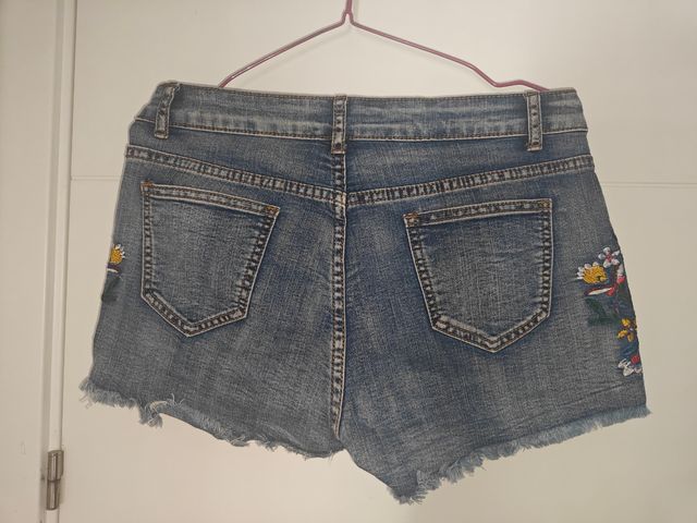 Shorts vaqueros bordados