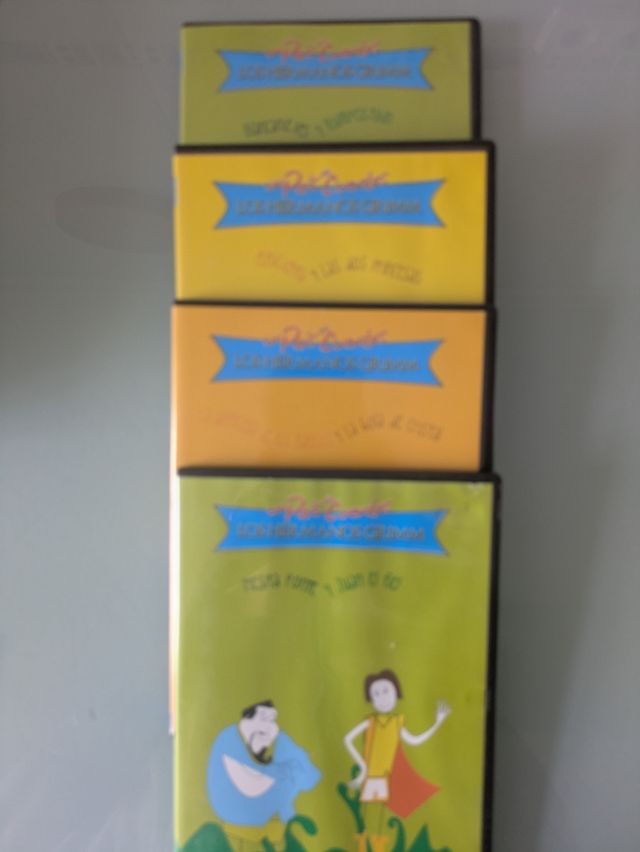 15 DVDs Cuentos Grimm - Niños