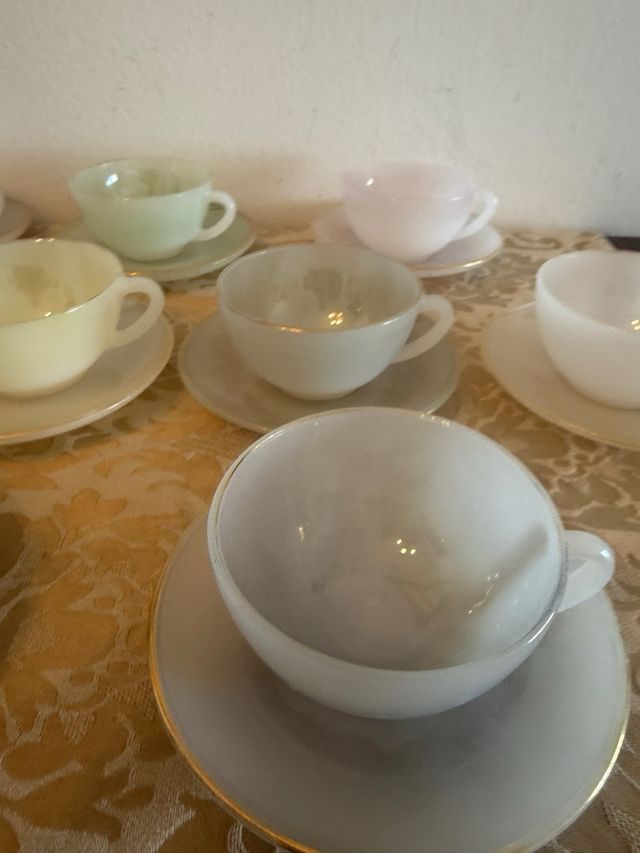 Juego 6 tazas opalina vintage