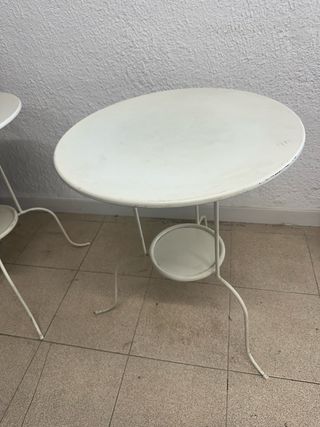 Mesas redondas IKEA - metal blanco