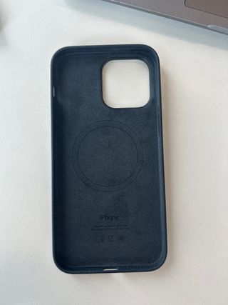 Funda silicona negra iPhone 14 Pro Max MagSafe