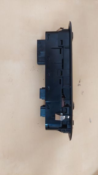 Botonera elevalunas conductor