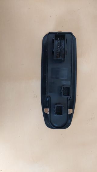 Botonera elevalunas conductor