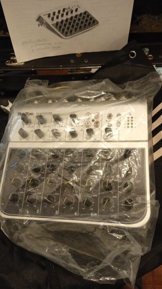 Se vende equipo de sonido en directo (negociable)