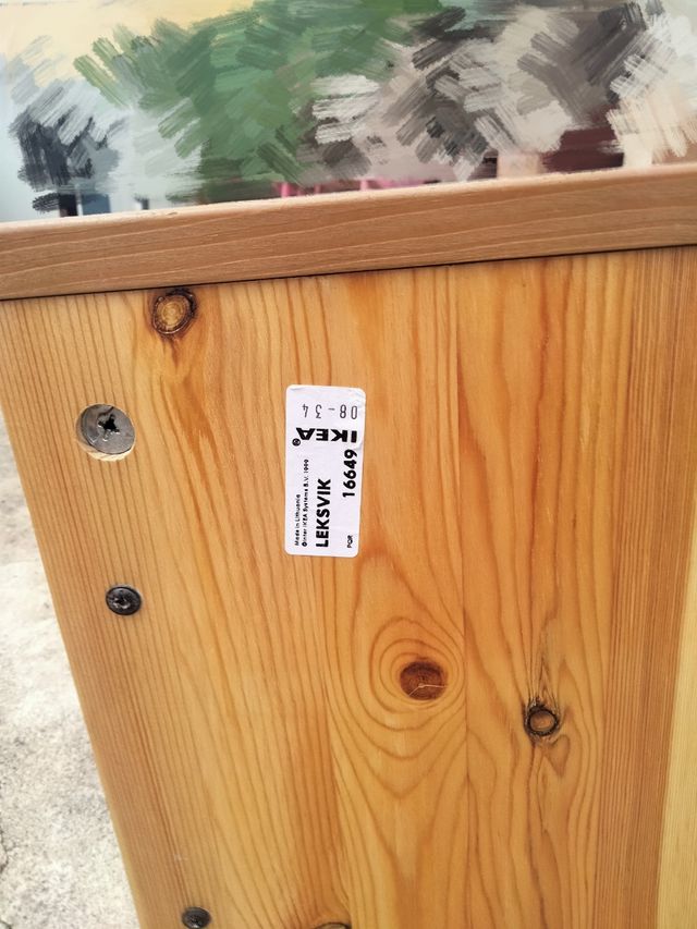 Estantería colgador Ikea marrón