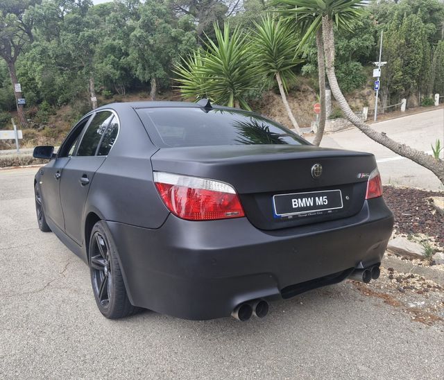 BMW 525i e60 Look M5