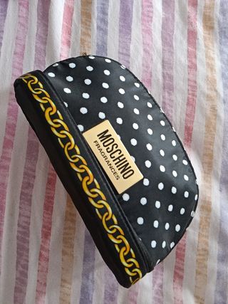 Neceser de Moschino 